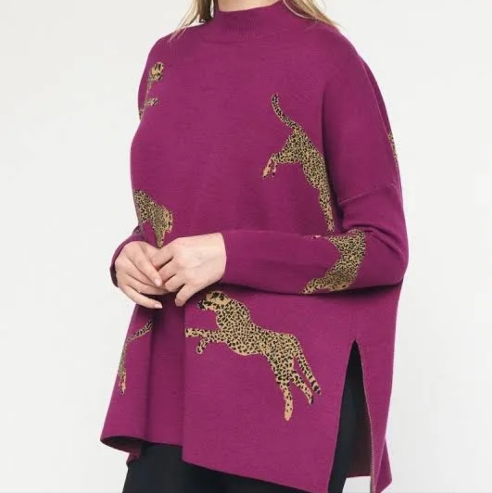 Cheetah Sweater NWT 🐆 🐆 - Picture 2 of 4